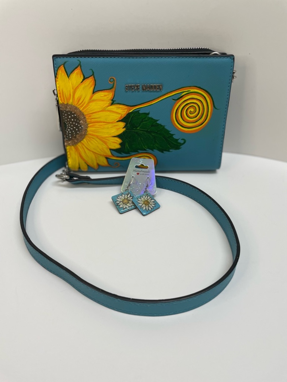 Steve Madden Teal Crossbody with Hand-Painted Sunflower & Earrings - Picture 3 of 7
